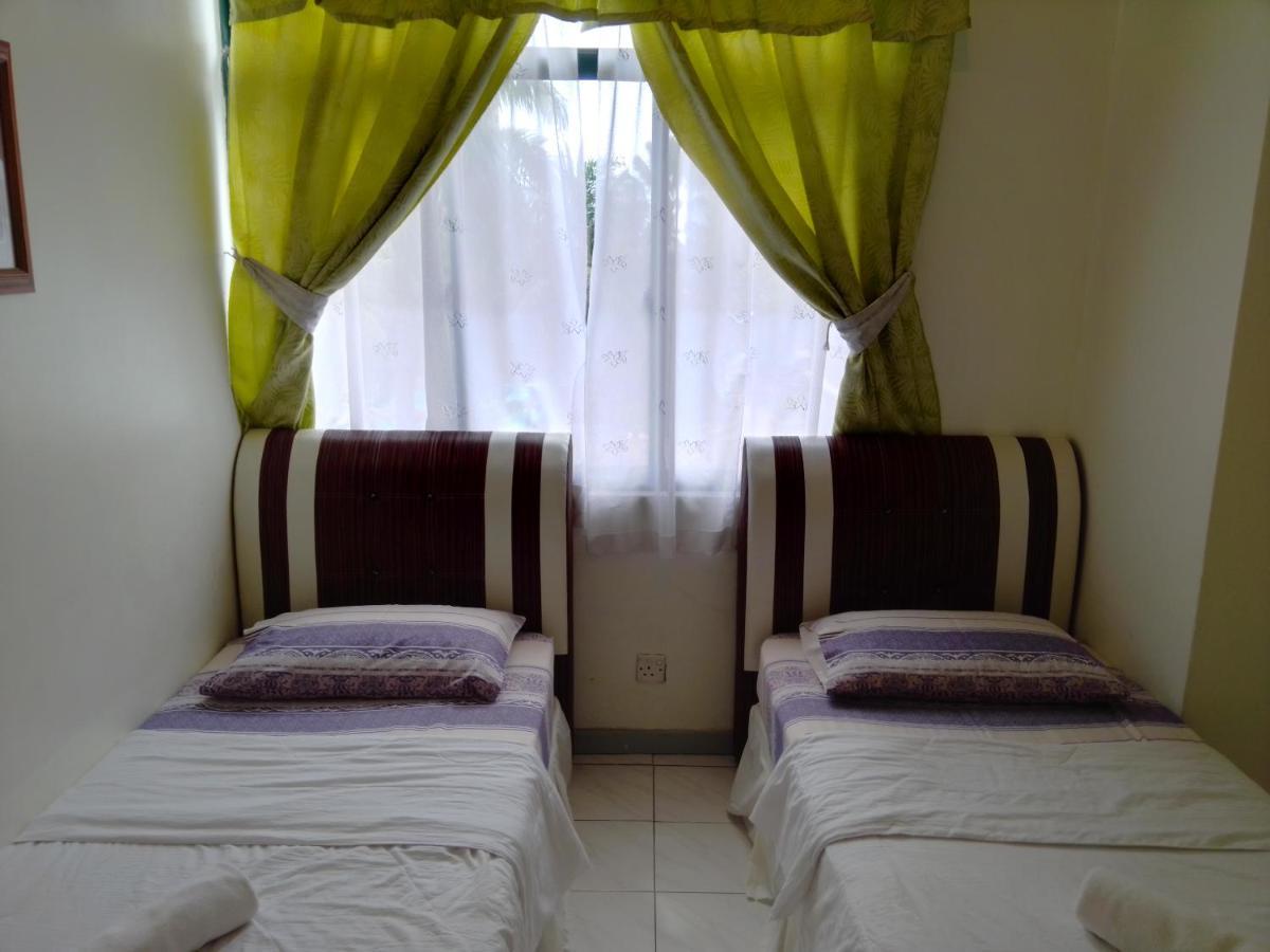Costa Mahkota  Aparthotel Malacca Luaran gambar