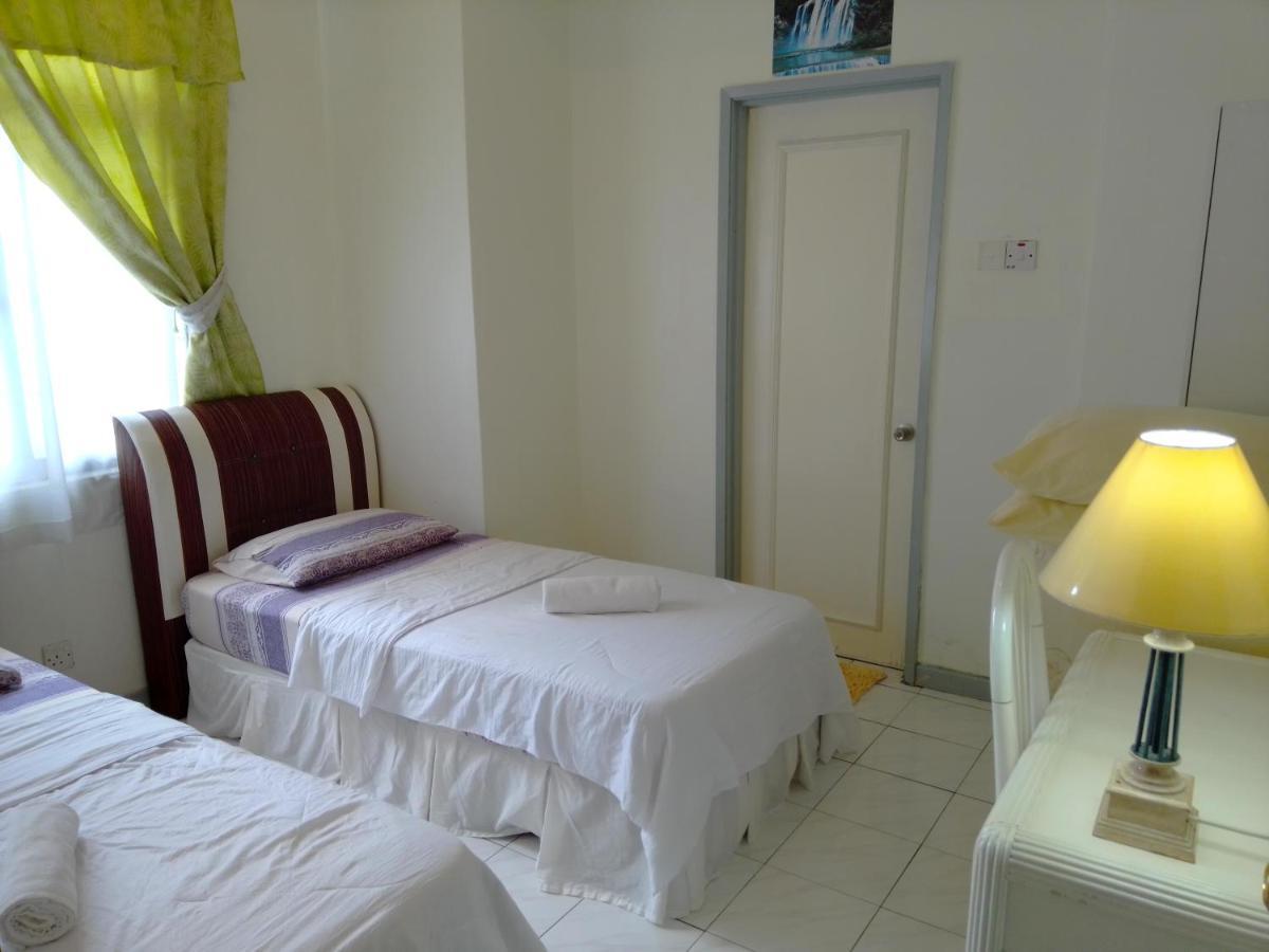 Costa Mahkota  Aparthotel Malacca Luaran gambar