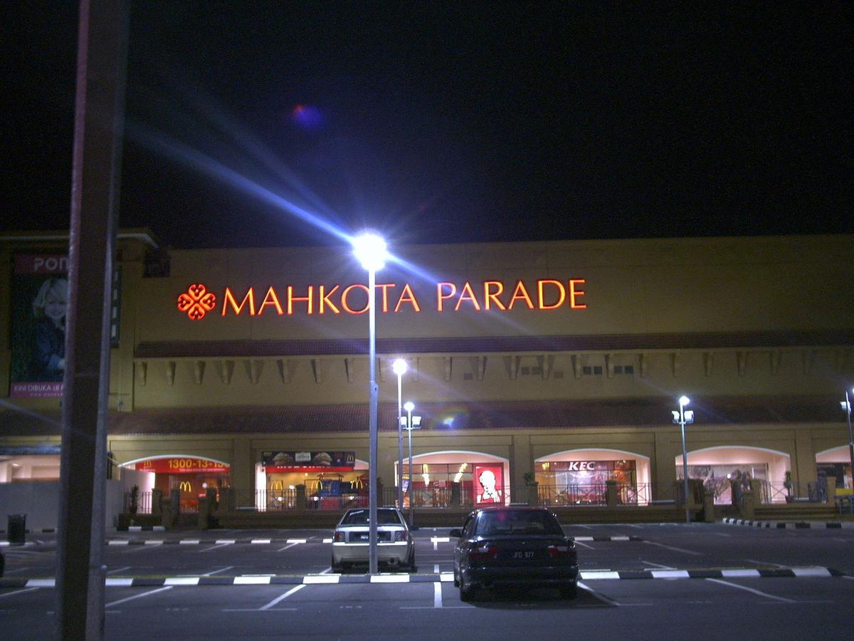 Costa Mahkota  Aparthotel Malacca Luaran gambar